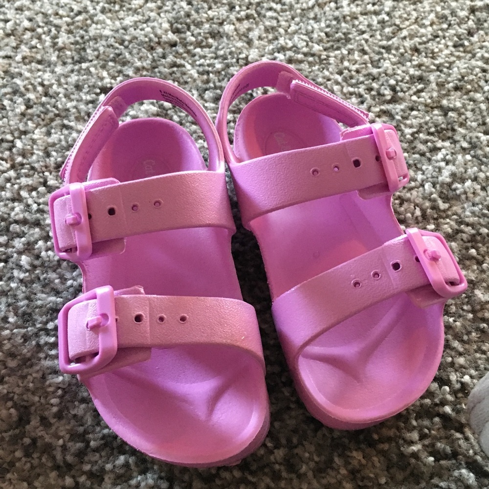 Purple sandals size 8 toddler